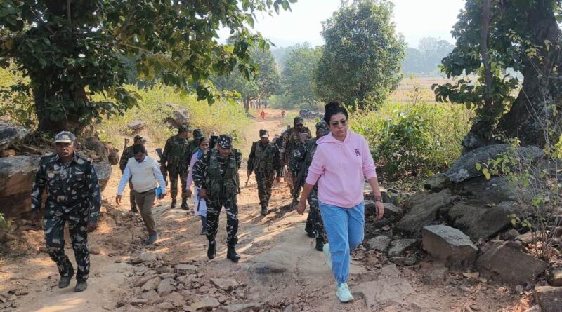 Gumla DC in Jari Block