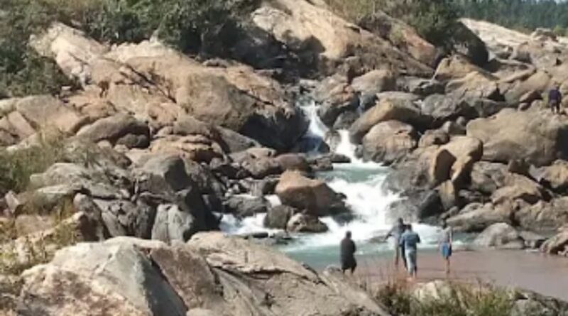 Baghmunda waterfall gumla jharkhand
