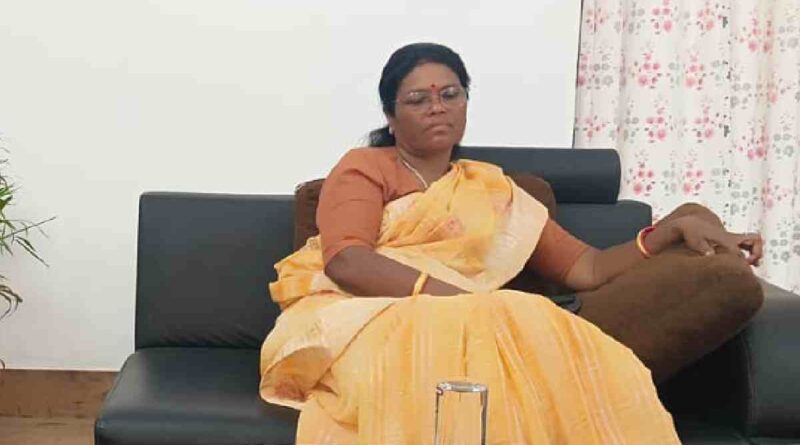 Women President Shakuntala Oraon