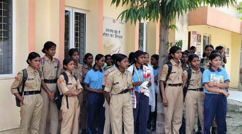 NCC cadets provide information