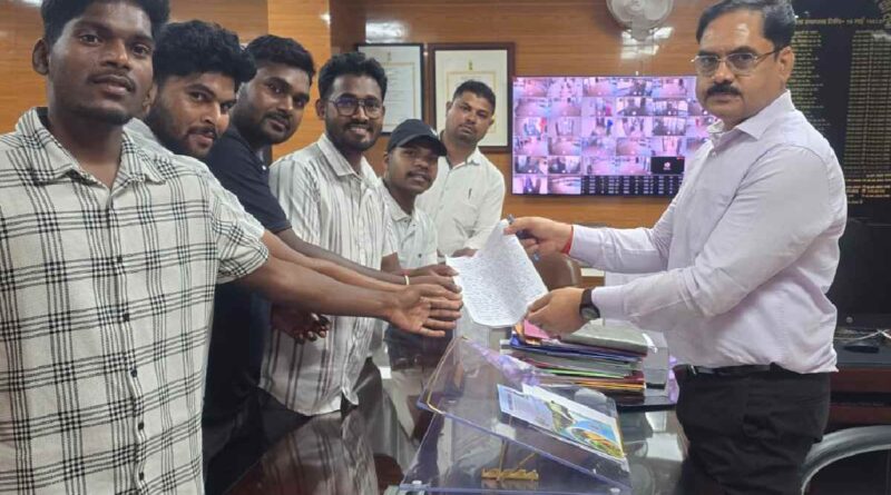Memorandum submitted to DC of Gumla