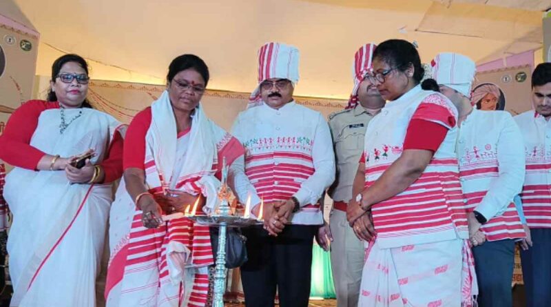 Gumla DC on Adiwasi Diwas