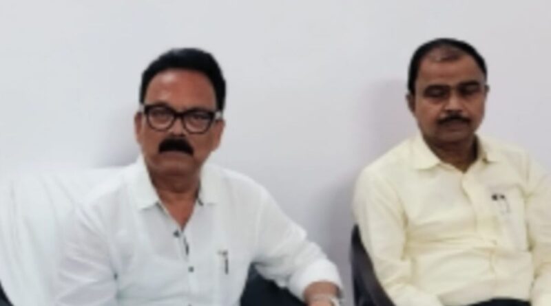Ramesh Chini with MP Sukhdeo Bhagat