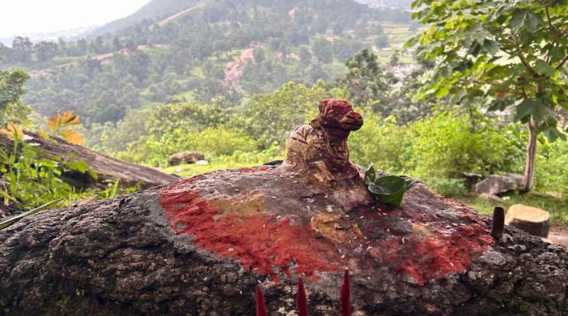 ancient Shivling in gumla