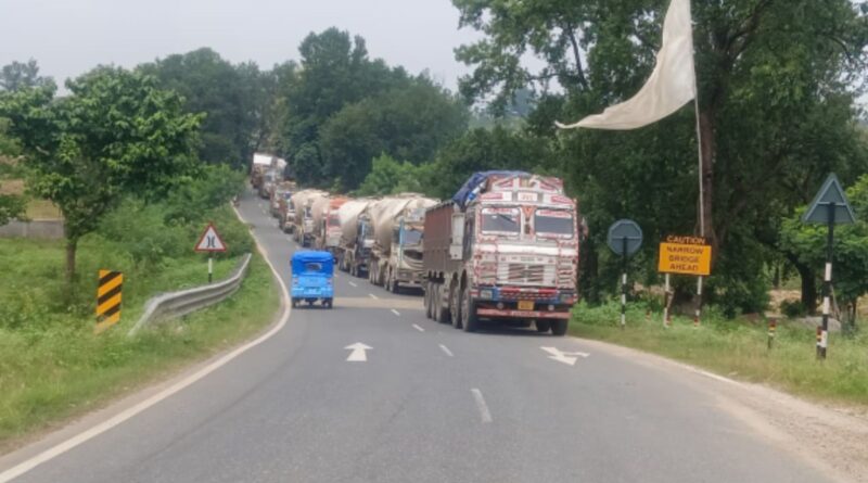 Gumla Traffic Jam